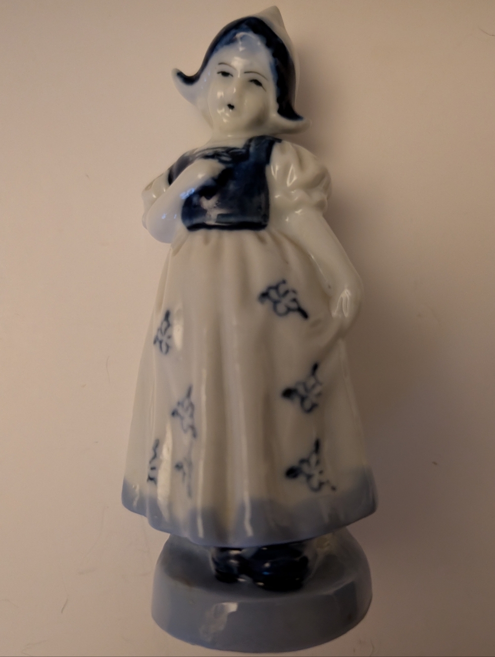 Vintage Dutch Girl Porcelain Figurine